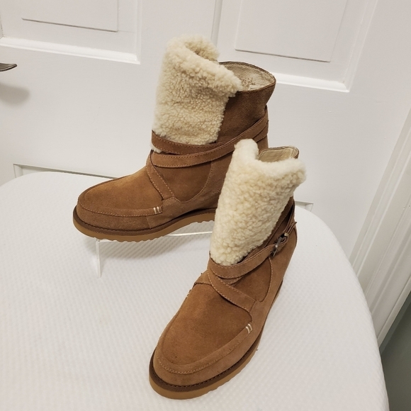 Atwell Crawford Wedge Booties Size 8, Casual, Stylish, Warm, Light Brown - Picture 3 of 13